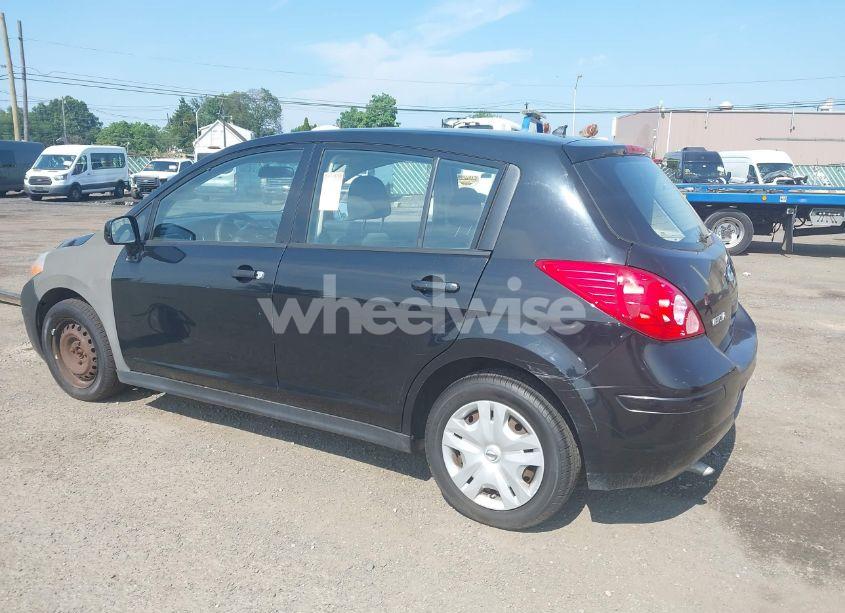 Photo 3 of 2011 Nissan Versa 1.8S (VIN 3N1BC1CP3BL502220)