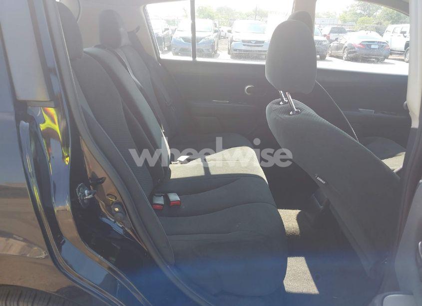 Photo 8 of 2011 Nissan Versa 1.8S (VIN 3N1BC1CP3BL502220)