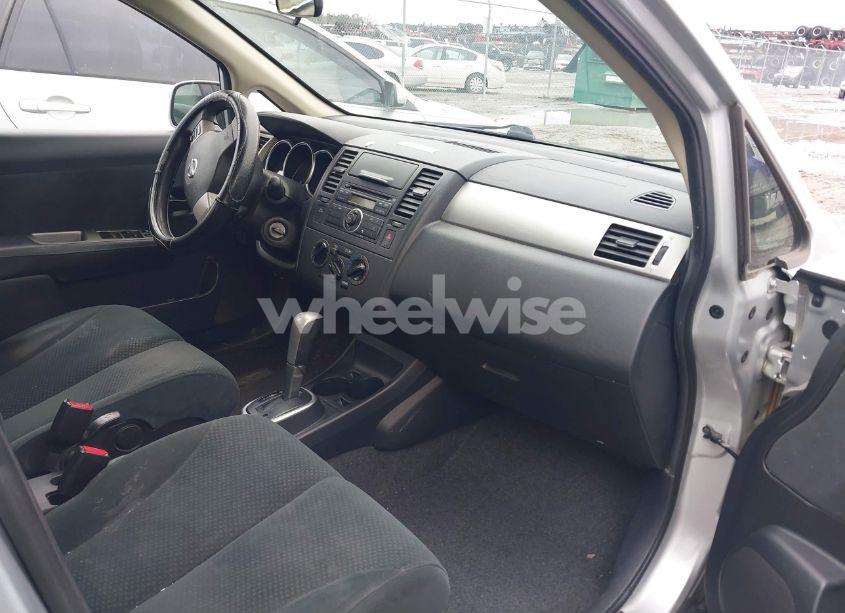 Photo 5 of 2011 Nissan Versa 1.8S (VIN 3N1BC1CP3BL513623)