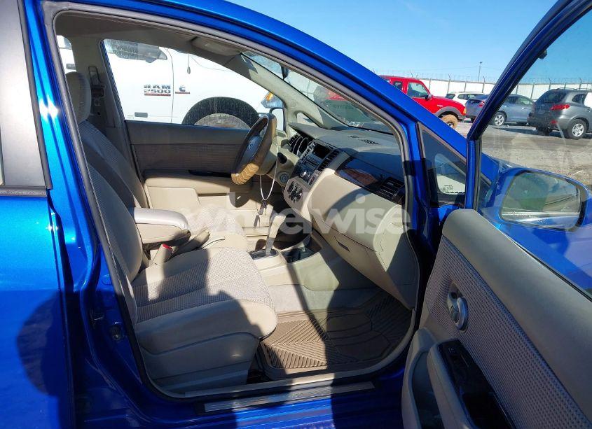 Photo 5 of 2010 Nissan Versa 1.8 SL (VIN 3N1BC1CP4AL362824)