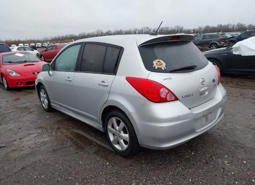 Photo 3 of 2010 Nissan Versa 1.8SL (VIN 3N1BC1CP4AL414047)