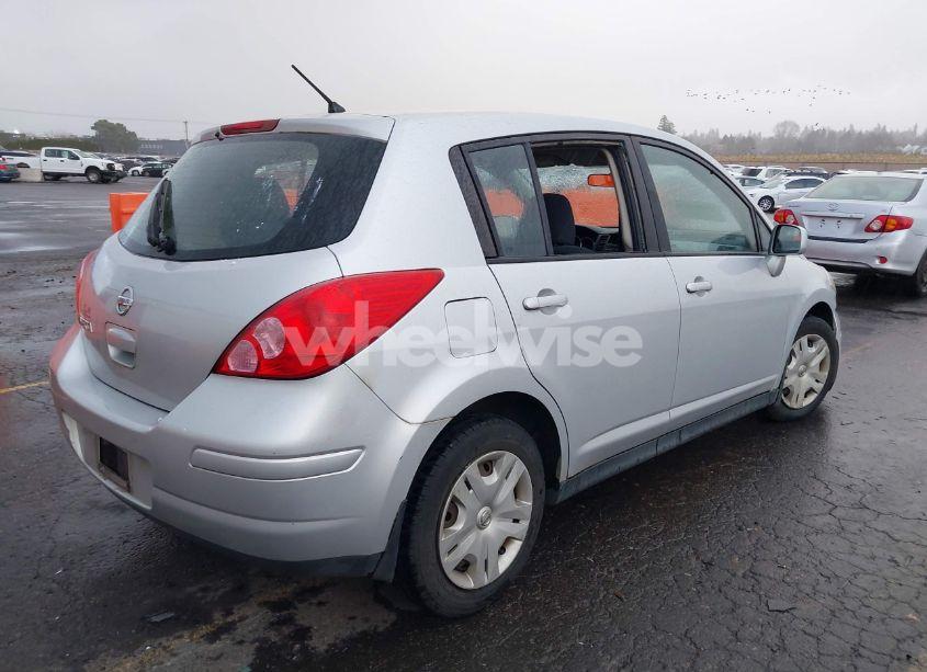 Photo 4 of 2011 Nissan Versa 1.8S (VIN 3N1BC1CP4BL371590)