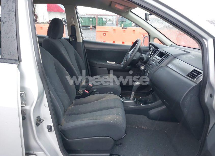 Photo 5 of 2011 Nissan Versa 1.8S (VIN 3N1BC1CP4BL371590)