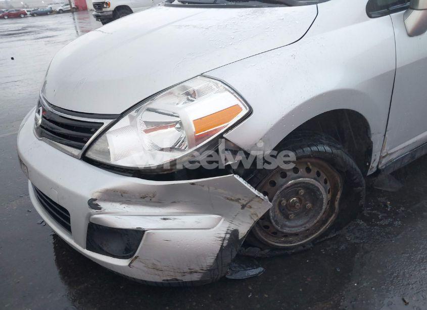 Photo 6 of 2011 Nissan Versa 1.8S (VIN 3N1BC1CP4BL371590)