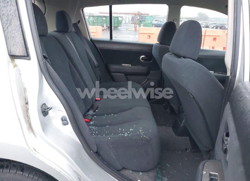 Photo 8 of 2011 Nissan Versa 1.8S (VIN 3N1BC1CP4BL371590)