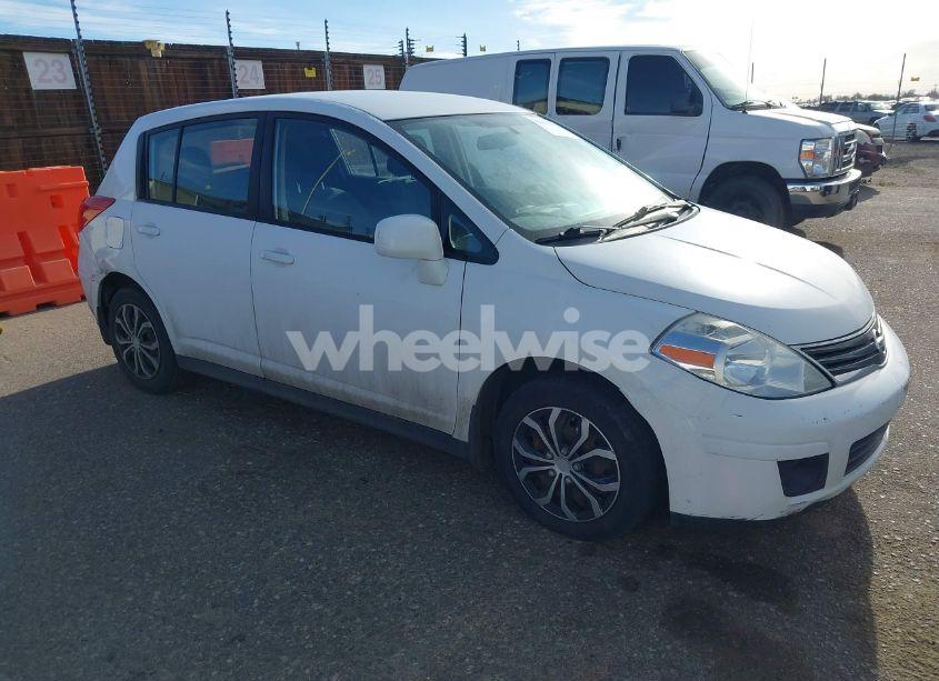 2011 Nissan Versa 1.8S (VIN 3N1BC1CP4BL441993) main photo