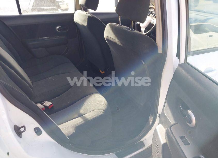 Photo 8 of 2011 Nissan Versa 1.8S (VIN 3N1BC1CP4BL441993)