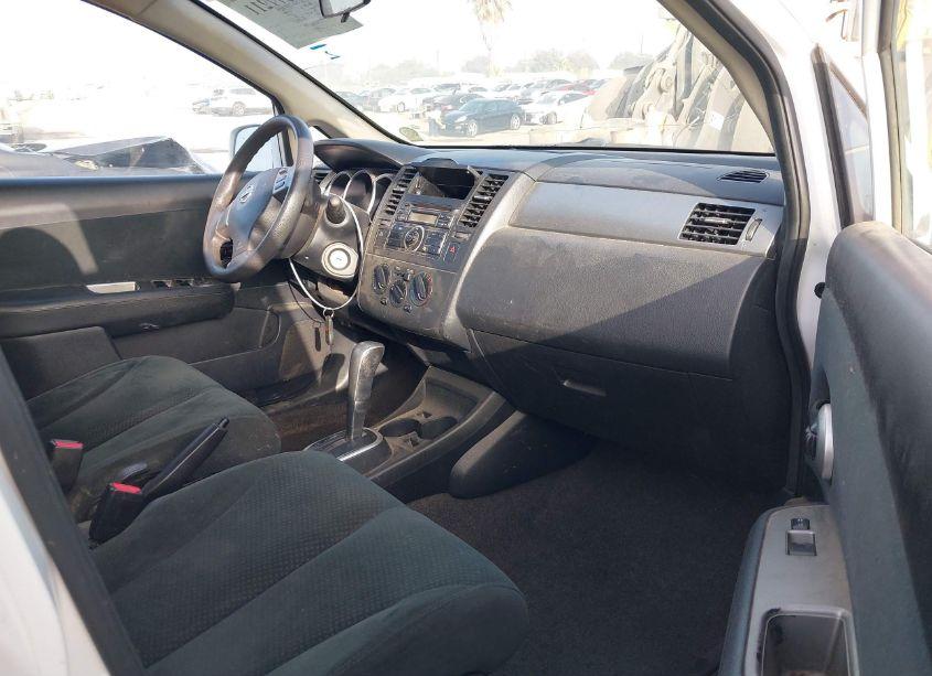 Photo 5 of 2011 Nissan Versa 1.8S (VIN 3N1BC1CP4BL448622)