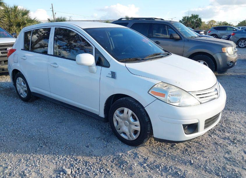 2011 Nissan Versa 1.8S (VIN 3N1BC1CP4BL452041) main photo
