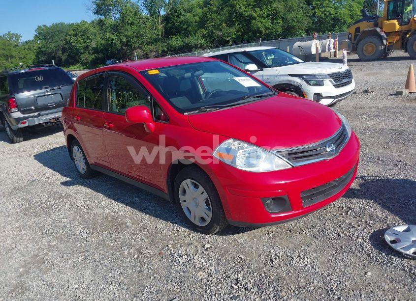2011 Nissan Versa 1.8S (VIN 3N1BC1CP4BL485802) main photo