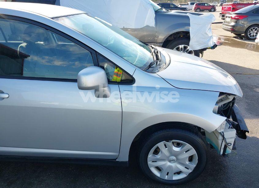 Photo 19 of 2011 Nissan Versa 1.8S (VIN 3N1BC1CP4BL497139)