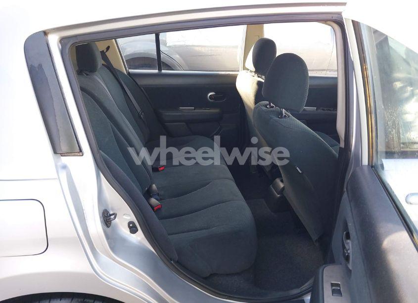 Photo 8 of 2011 Nissan Versa 1.8S (VIN 3N1BC1CP4BL497139)