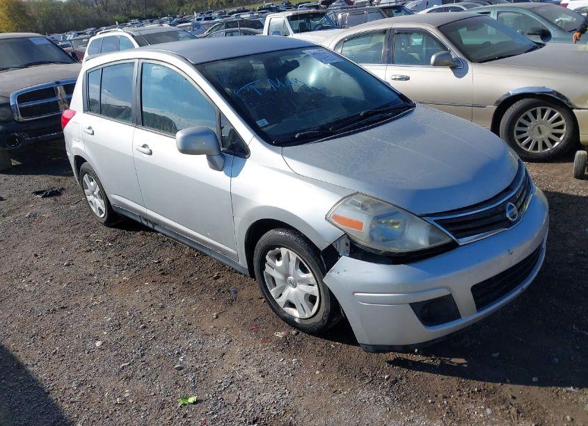 2011 Nissan Versa 1.8S (VIN 3N1BC1CP4BL515073) main photo