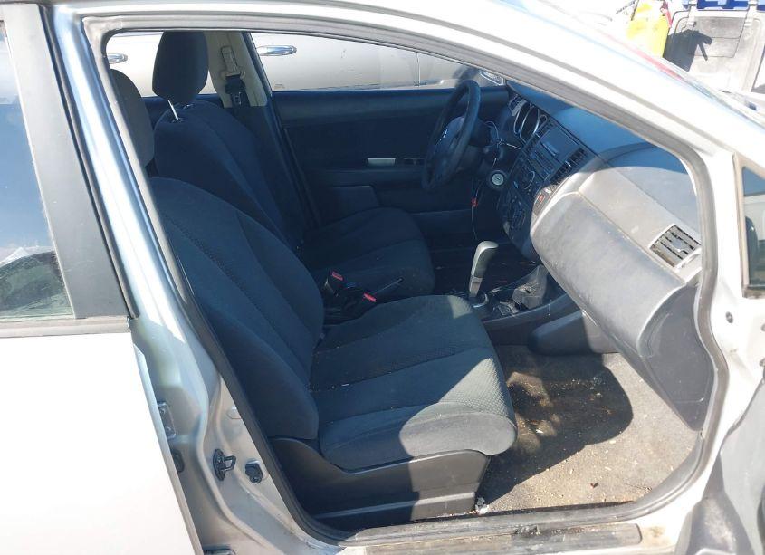 Photo 5 of 2011 Nissan Versa 1.8S (VIN 3N1BC1CP4BL515073)