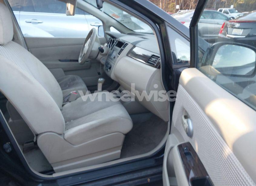 Photo 5 of 2011 Nissan Versa 1.8SL (VIN 3N1BC1CP5BL385675)