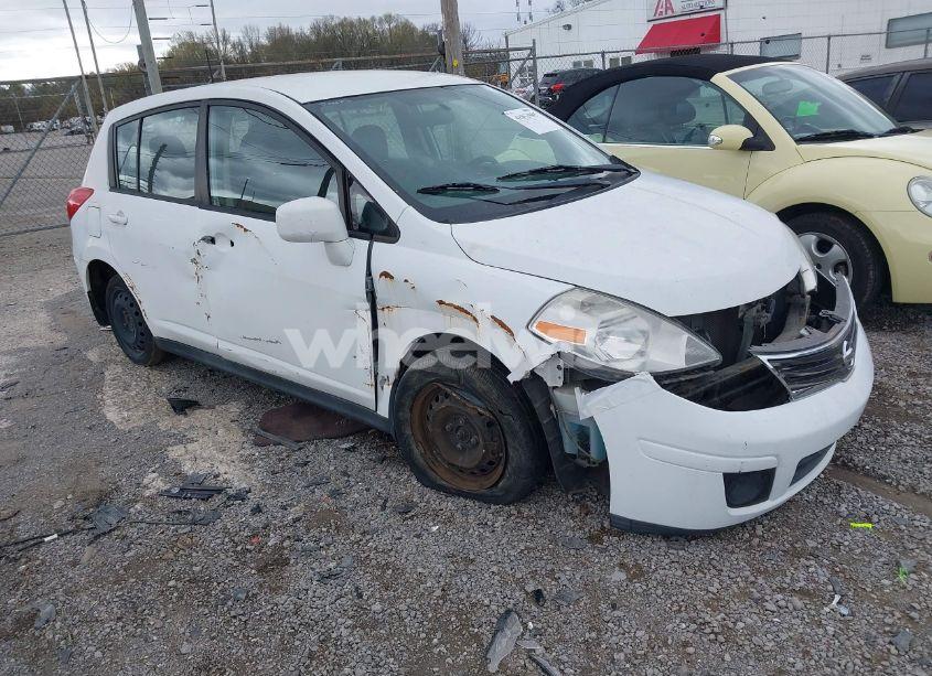 2011 Nissan Versa 1.8S (VIN 3N1BC1CP5BL397602) main photo