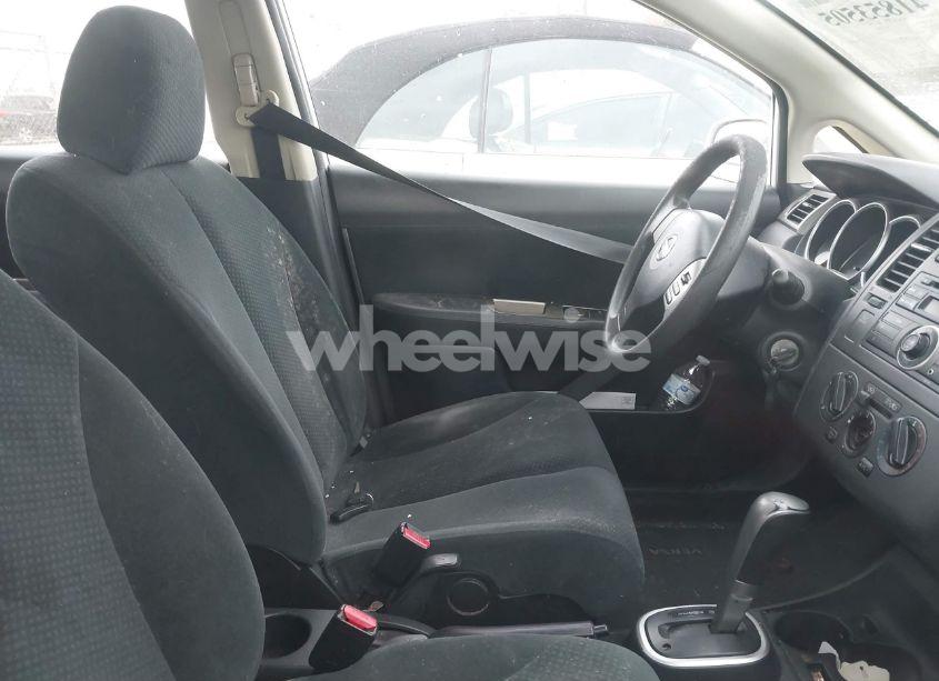 Photo 5 of 2011 Nissan Versa 1.8S (VIN 3N1BC1CP5BL397602)