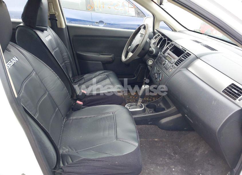 Photo 5 of 2011 Nissan Versa 1.8S (VIN 3N1BC1CP5BL433319)