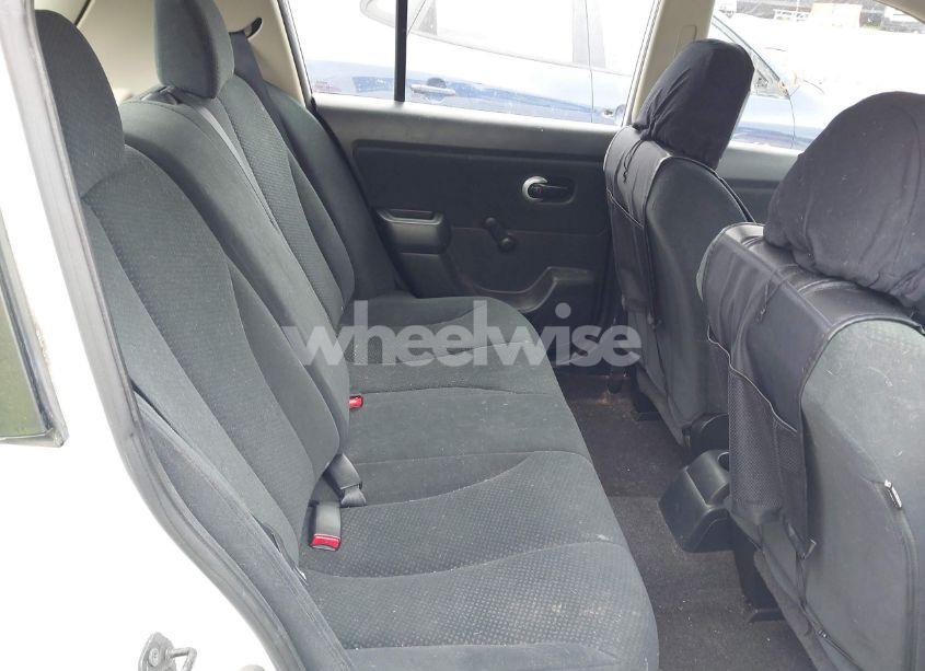 Photo 8 of 2011 Nissan Versa 1.8S (VIN 3N1BC1CP5BL433319)