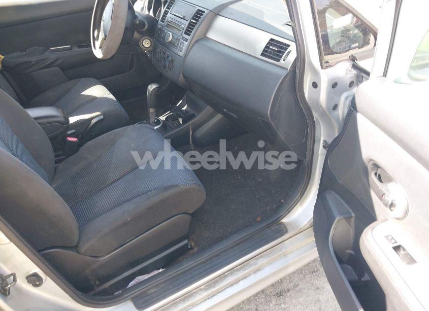 Photo 5 of 2011 Nissan Versa 1.8SL (VIN 3N1BC1CP5BL457491)