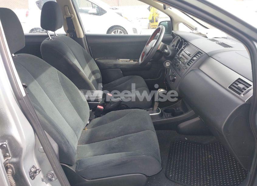 Photo 5 of 2011 Nissan Versa 1.8S (VIN 3N1BC1CP5BL467891)