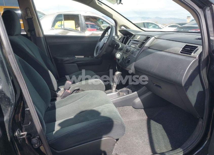 Photo 5 of 2011 Nissan Versa 1.8S (VIN 3N1BC1CP5BL495450)