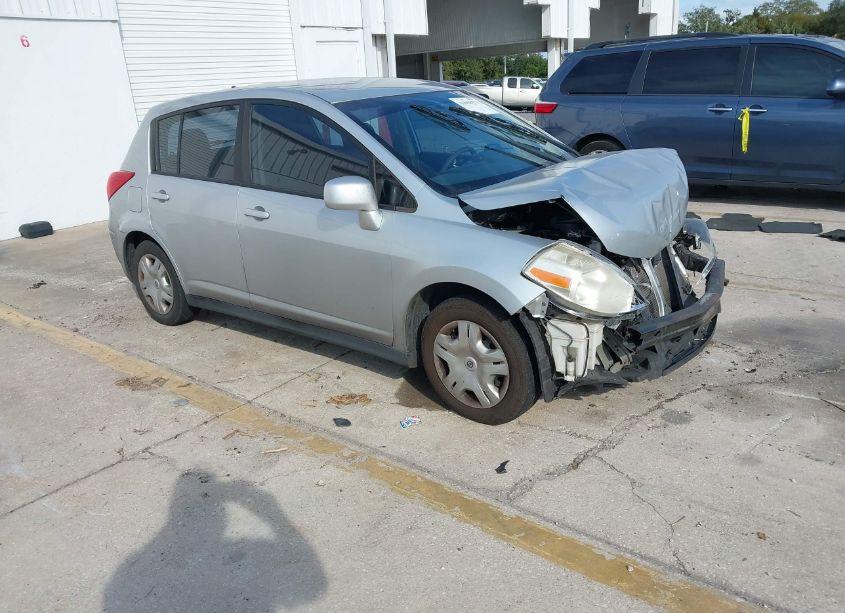 2011 Nissan Versa 1.8S (VIN 3N1BC1CP5BL507046) main photo