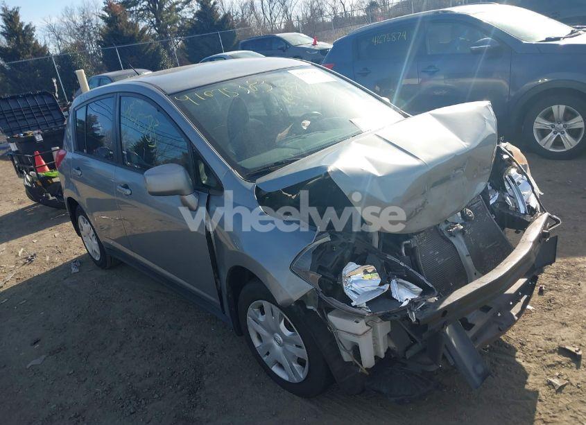 2011 Nissan Versa 1.8S (VIN 3N1BC1CP5BL517754) main photo
