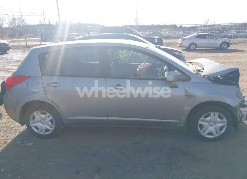 Photo 14 of 2011 Nissan Versa 1.8S (VIN 3N1BC1CP5BL517754)