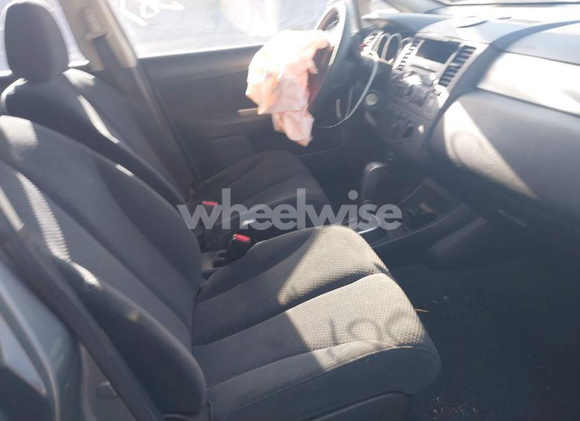 Photo 5 of 2011 Nissan Versa 1.8S (VIN 3N1BC1CP5BL517754)