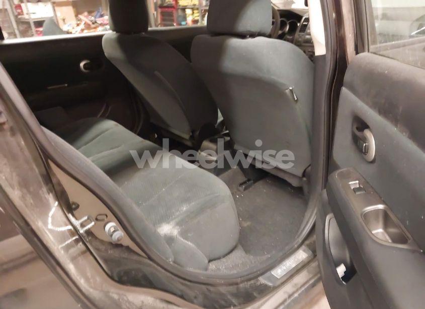 Photo 8 of 2010 Nissan Versa 1.8S (VIN 3N1BC1CP6AL377096)