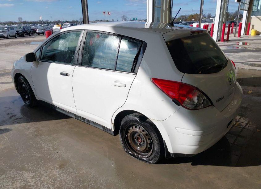 Photo 3 of 2010 Nissan Versa 1.8S (VIN 3N1BC1CP6AL431111)