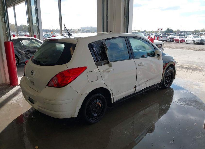 Photo 4 of 2010 Nissan Versa 1.8S (VIN 3N1BC1CP6AL431111)