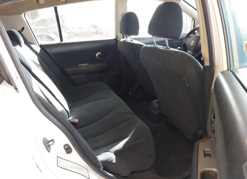 Photo 8 of 2010 Nissan Versa 1.8S (VIN 3N1BC1CP6AL431111)