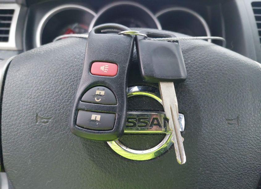 Photo 11 of 2010 Nissan Versa 1.8S (VIN 3N1BC1CP6AL439368)