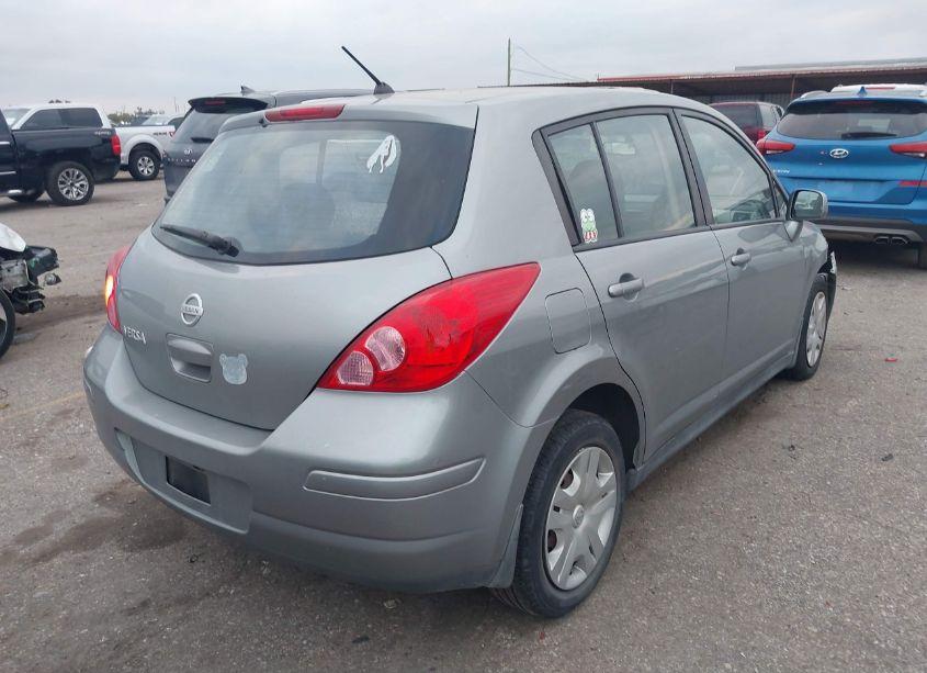 Photo 4 of 2010 Nissan Versa 1.8S (VIN 3N1BC1CP6AL439368)