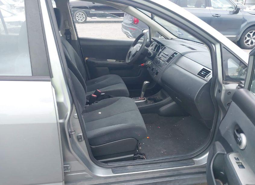 Photo 5 of 2010 Nissan Versa 1.8S (VIN 3N1BC1CP6AL439368)