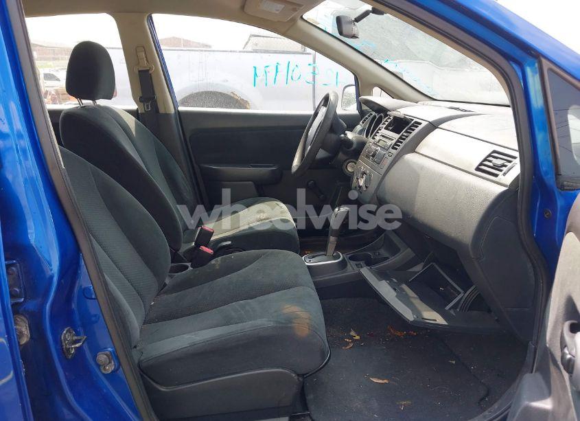 Photo 5 of 2010 Nissan Versa 1.8S (VIN 3N1BC1CP6AL465808)