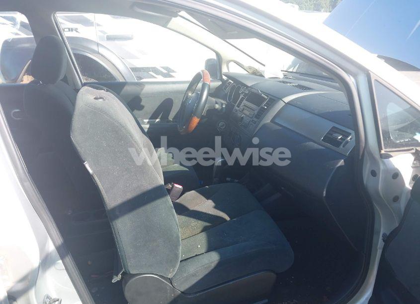 Photo 5 of 2011 Nissan Versa 1.8S (VIN 3N1BC1CP6BL386236)