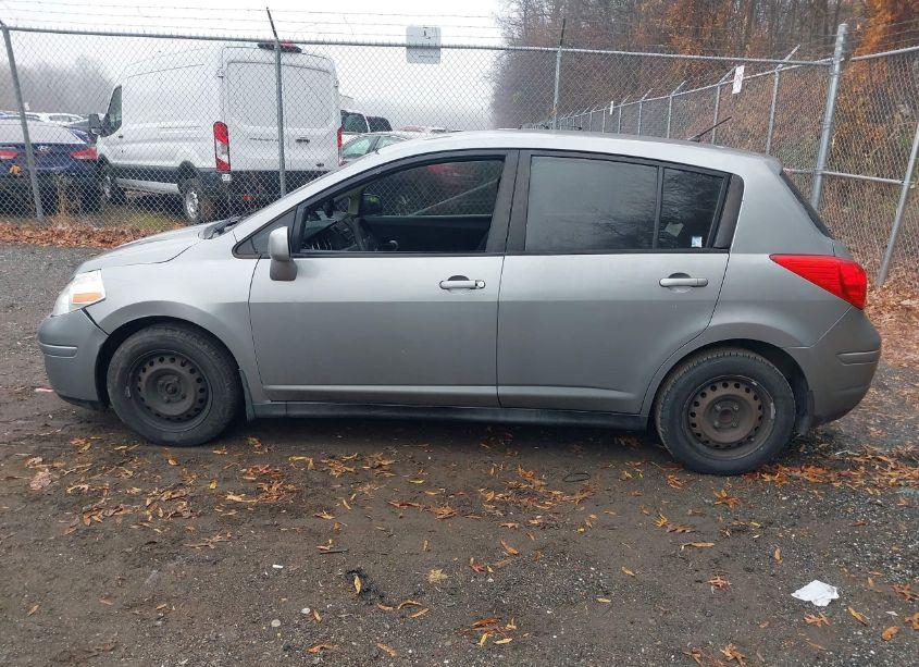 Photo 14 of 2011 Nissan Versa 1.8S (VIN 3N1BC1CP6BL395647)