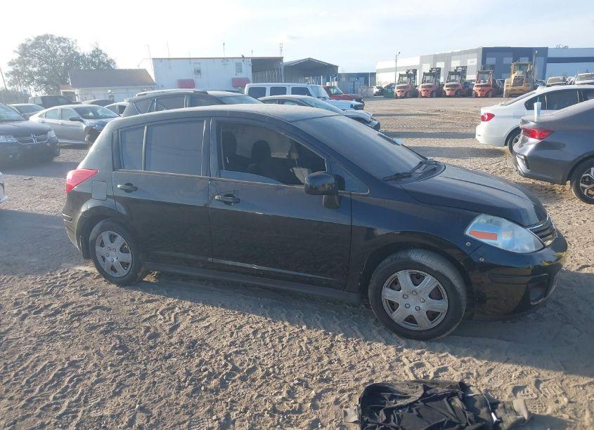 Photo 13 of 2011 Nissan Versa 1.8S (VIN 3N1BC1CP6BL403813)