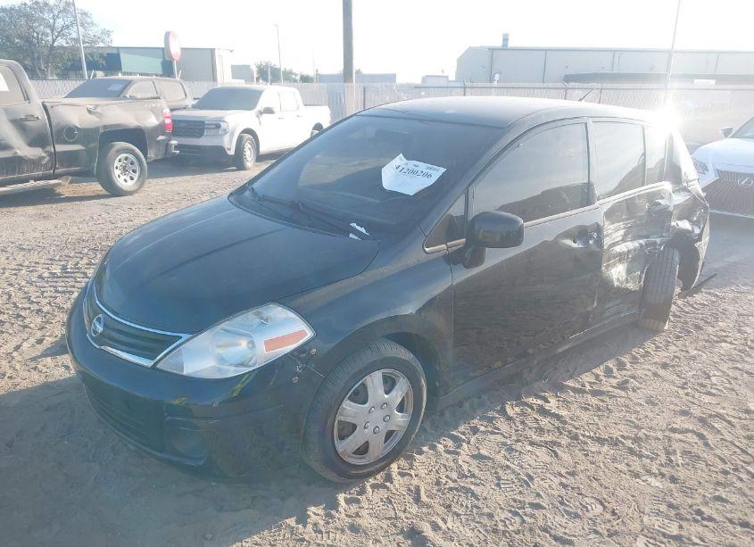 Photo 2 of 2011 Nissan Versa 1.8S (VIN 3N1BC1CP6BL403813)