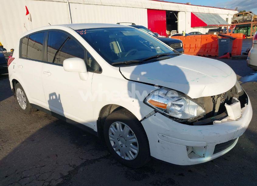 2011 Nissan Versa 1.8S (VIN 3N1BC1CP6BL459184) main photo