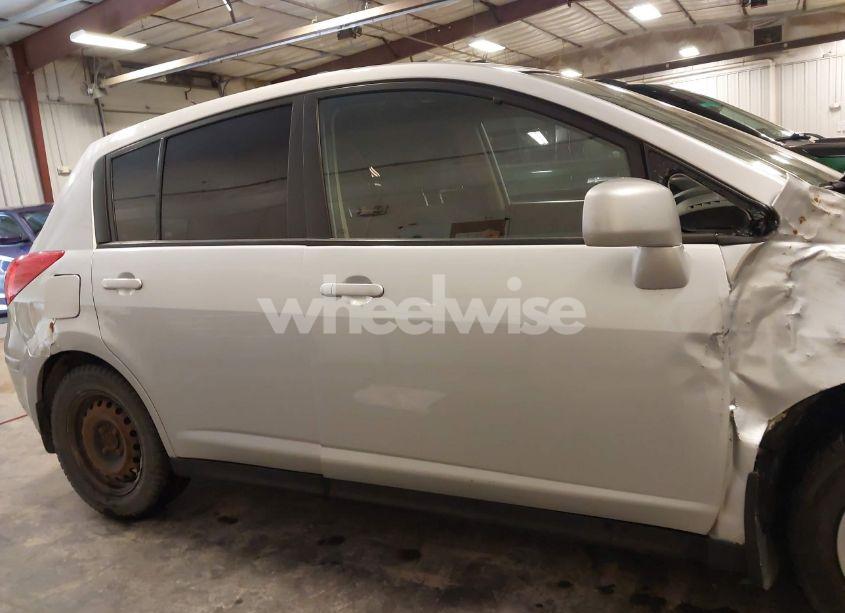 Photo 13 of 2011 Nissan Versa 1.8S (VIN 3N1BC1CP6BL491231)