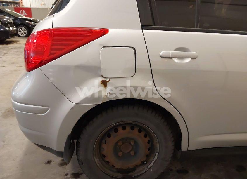 Photo 21 of 2011 Nissan Versa 1.8S (VIN 3N1BC1CP6BL491231)