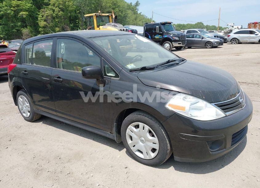2011 Nissan Versa 1.8S (VIN 3N1BC1CP6BL513812) main photo