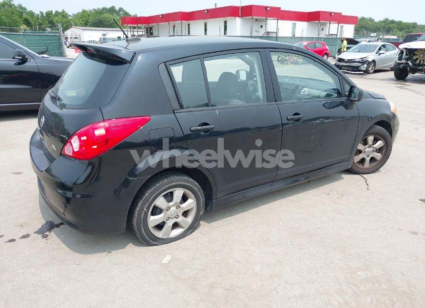 Photo 4 of 2011 Nissan Versa 1.8SL (VIN 3N1BC1CP6BL514619)