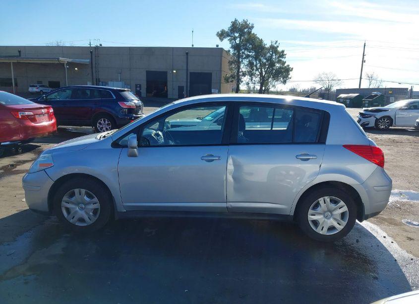 Photo 14 of 2010 Nissan Versa 1.8S (VIN 3N1BC1CP7AL373218)