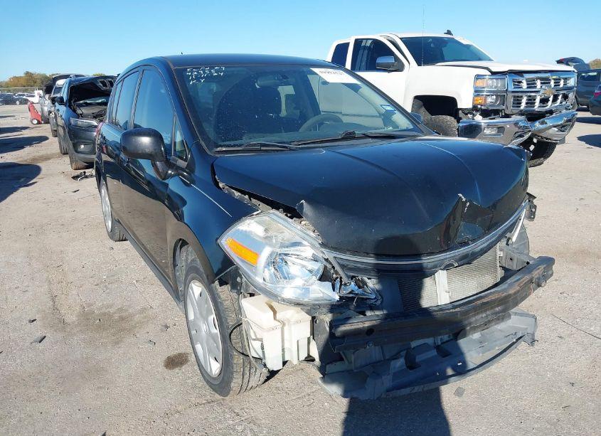 2011 Nissan Versa 1.8S (VIN 3N1BC1CP7BL371633) main photo