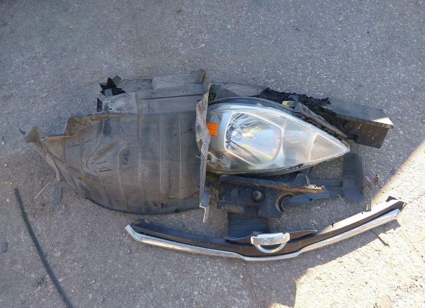 Photo 12 of 2011 Nissan Versa 1.8S (VIN 3N1BC1CP7BL371633)